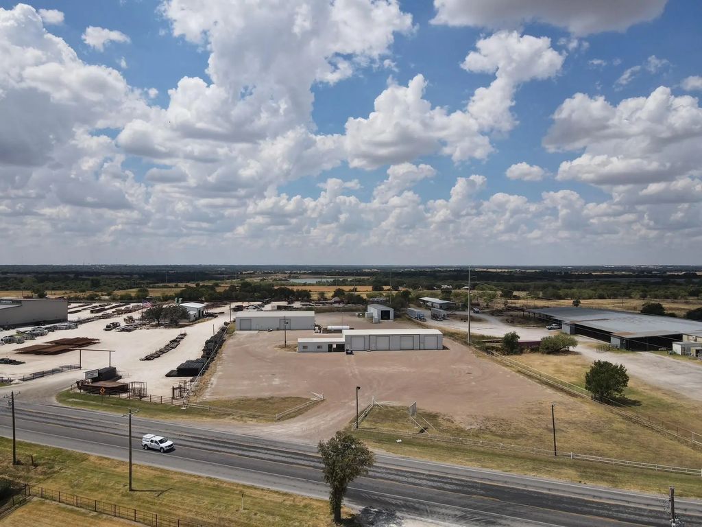 3533 N Us 281, Stephenville