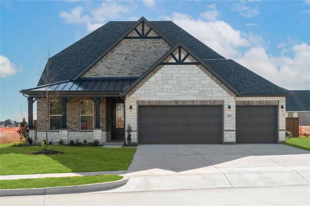 316 Symphony Avenue, Forney