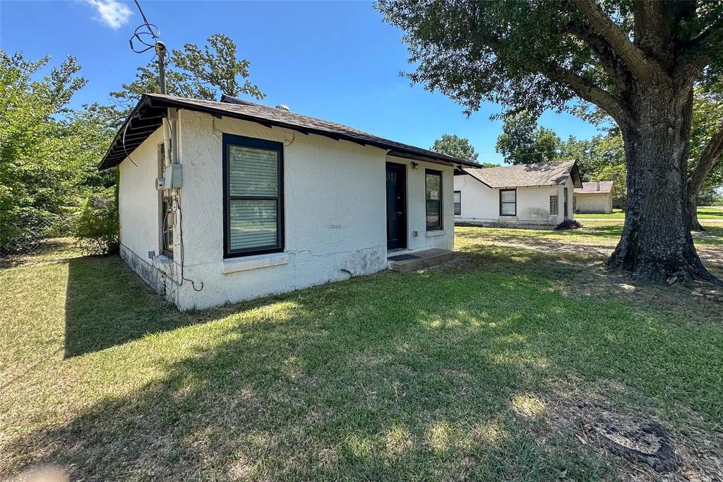 909 Alice Street, Trinidad