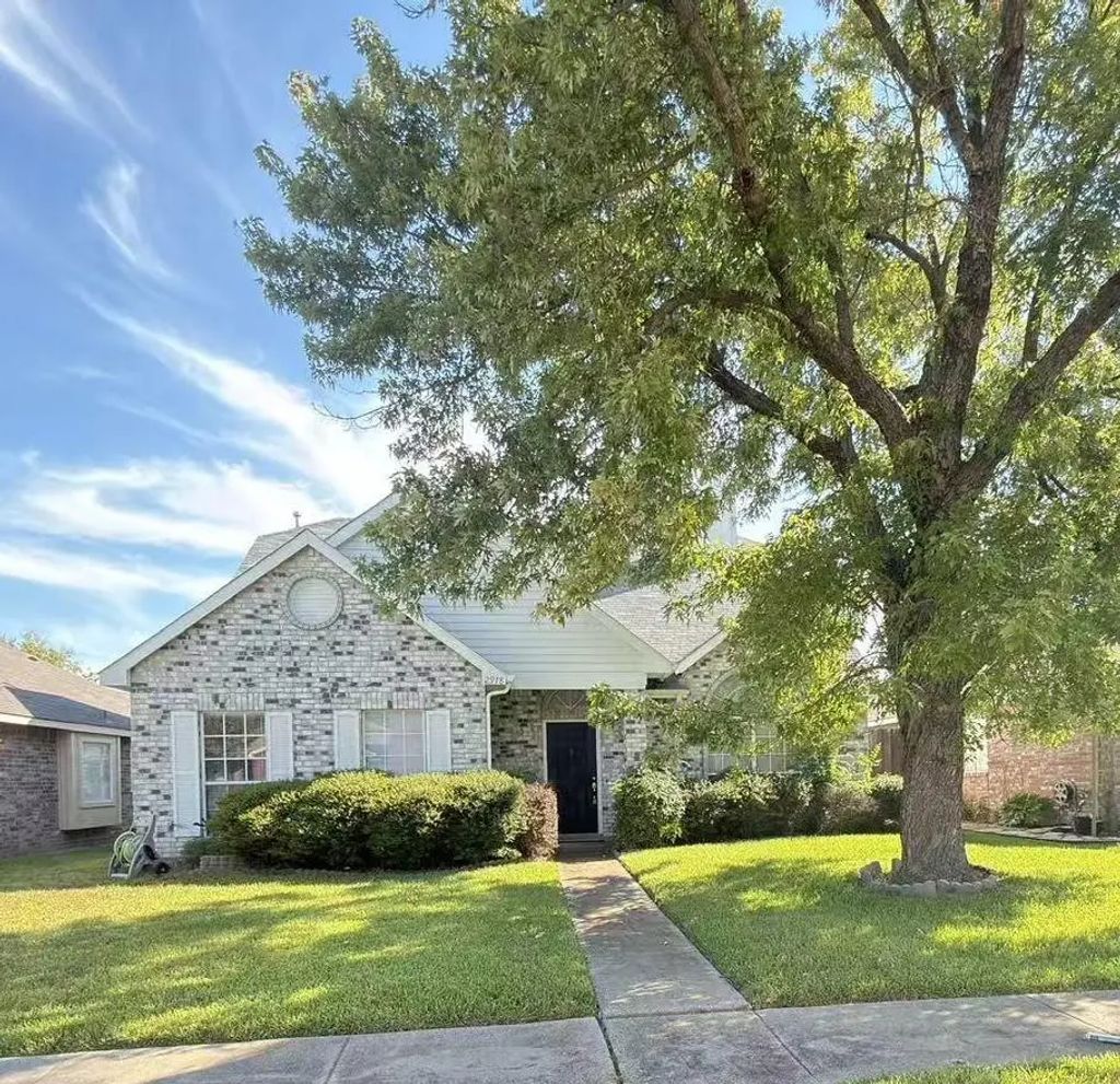 2918 Lake Valley Drive, Garland