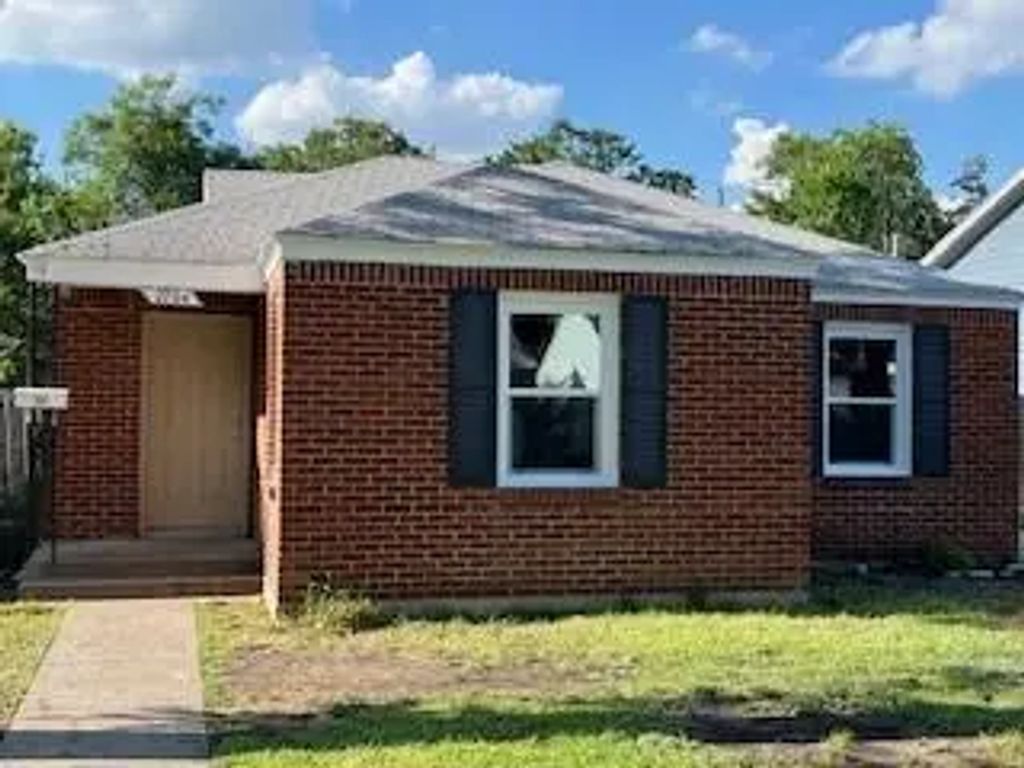 2704 W Bewick Street, Fort Worth