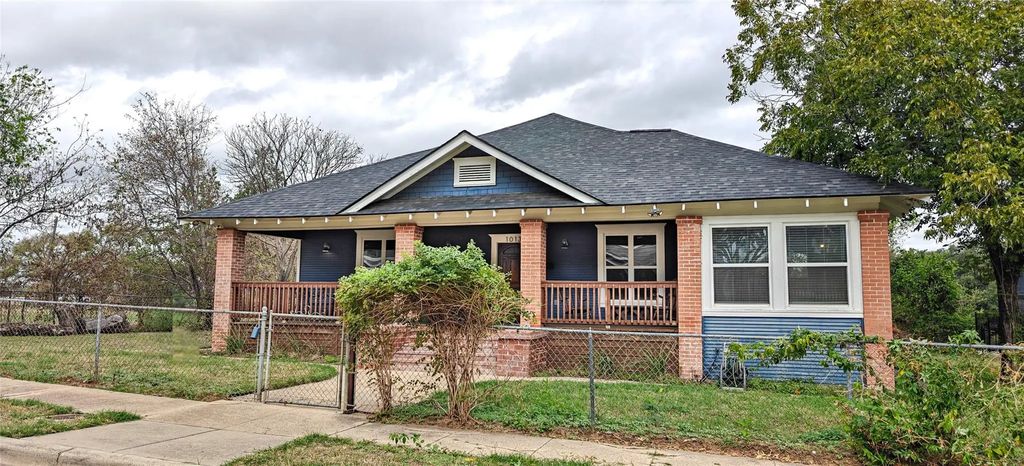 1013 Poindexter Street, Fort Worth