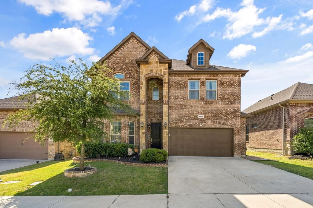 9921 Tule Lake Road, Fort Worth