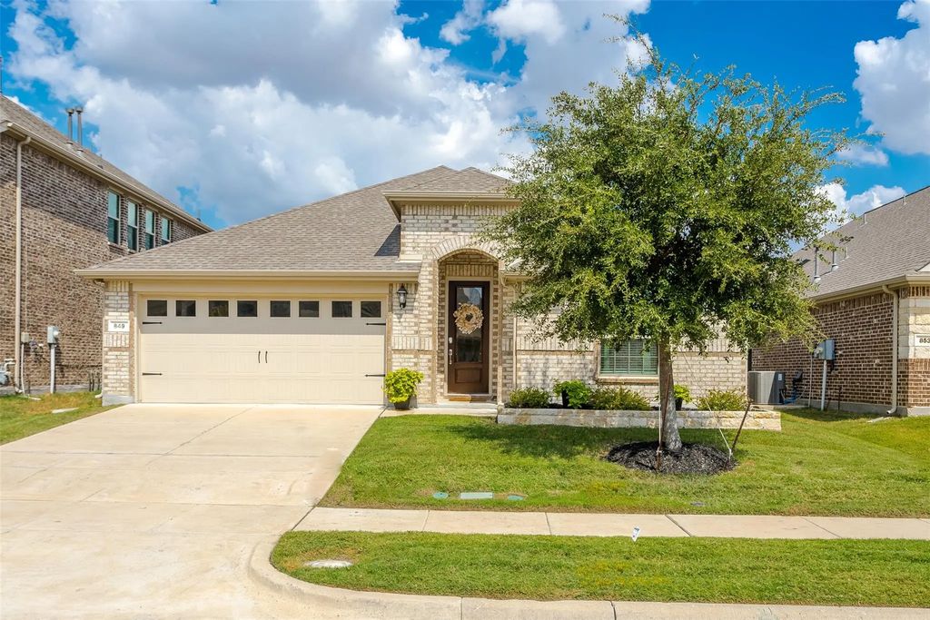 849 Lauren Grove Lane, Forney