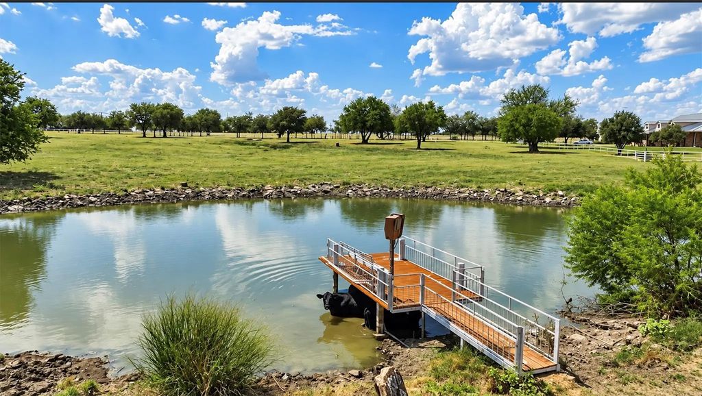 11918 Riek Road, Krum
