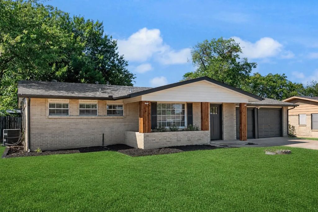 934 Fairwood Drive, Dallas
