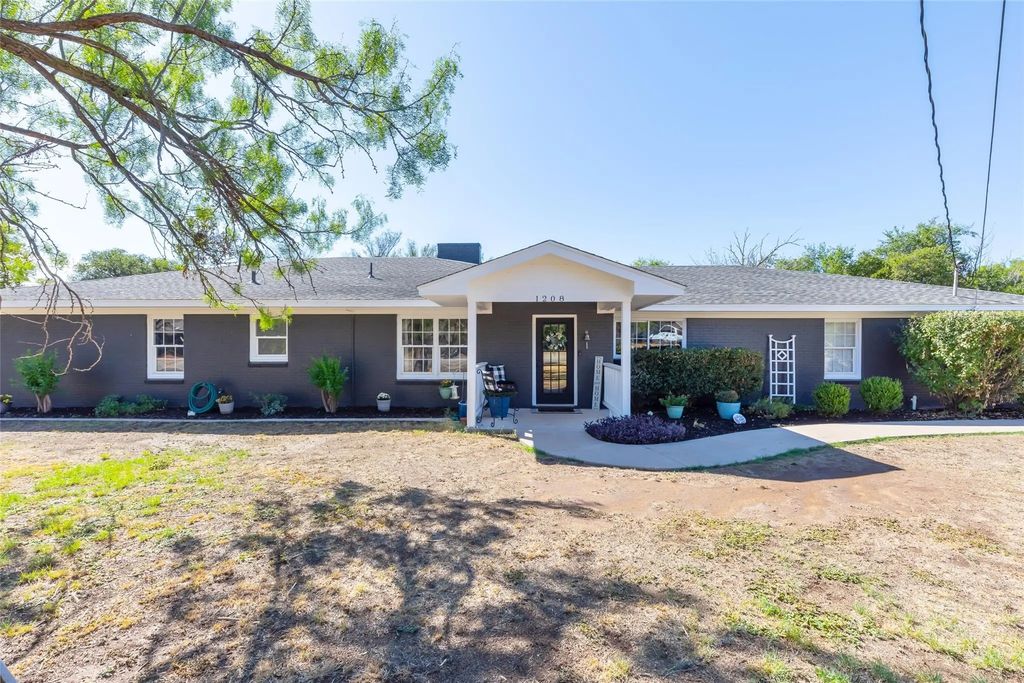 1208 Lytle Way Circle, Abilene
