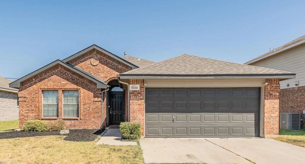 1056 Breeders Cup Drive, Fort Worth
