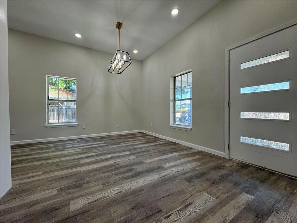 309 S Louisiana Street, Celina