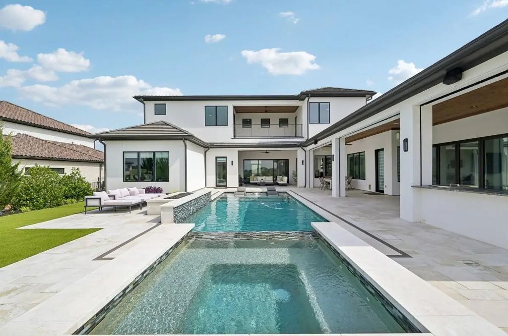 705 Stacy Drive, Southlake