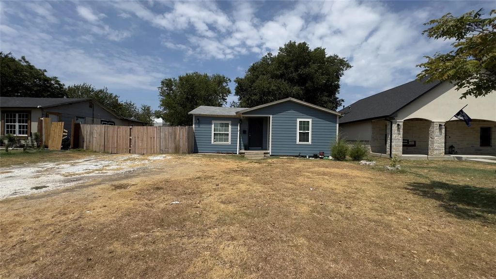 3229 Tom Ellen Street, Fort Worth