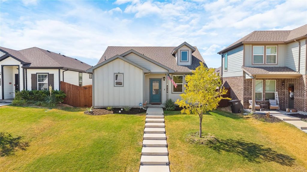 6729 Windfall Drive, Fort Worth