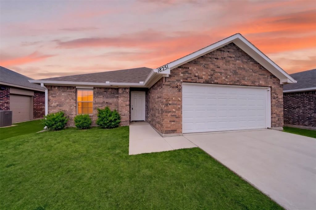 18251 County Road 4001, Mabank