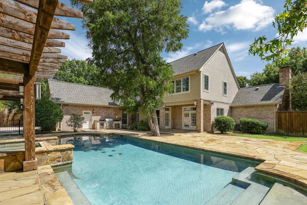 5965 Meletio Lane, Dallas