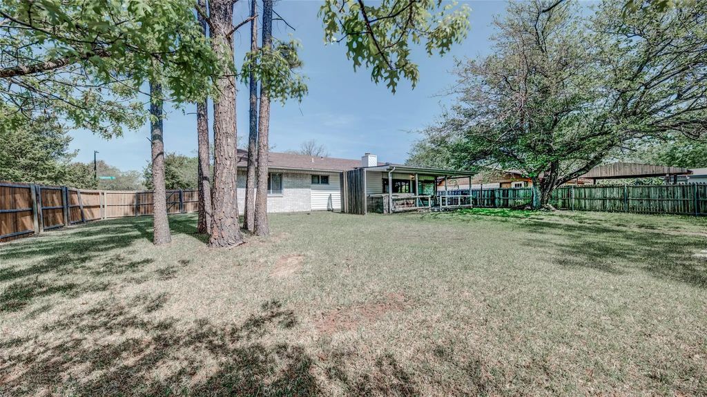 638 Cranbrook Park, Garland