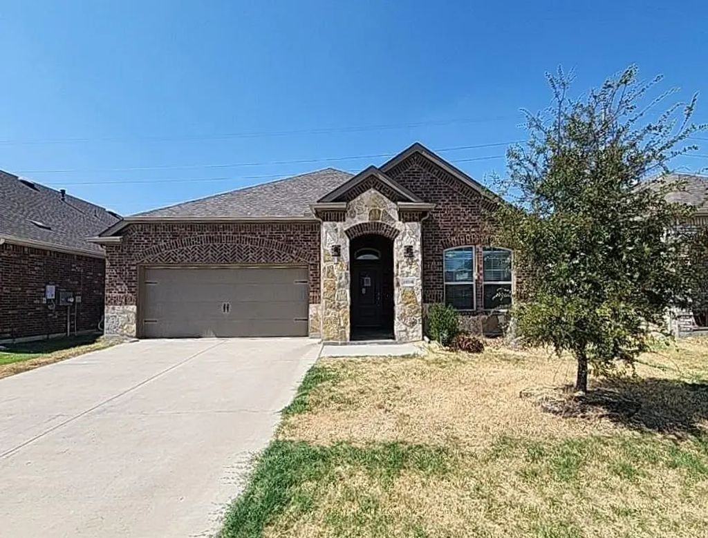 10318 Thunderwood Drive, Aubrey