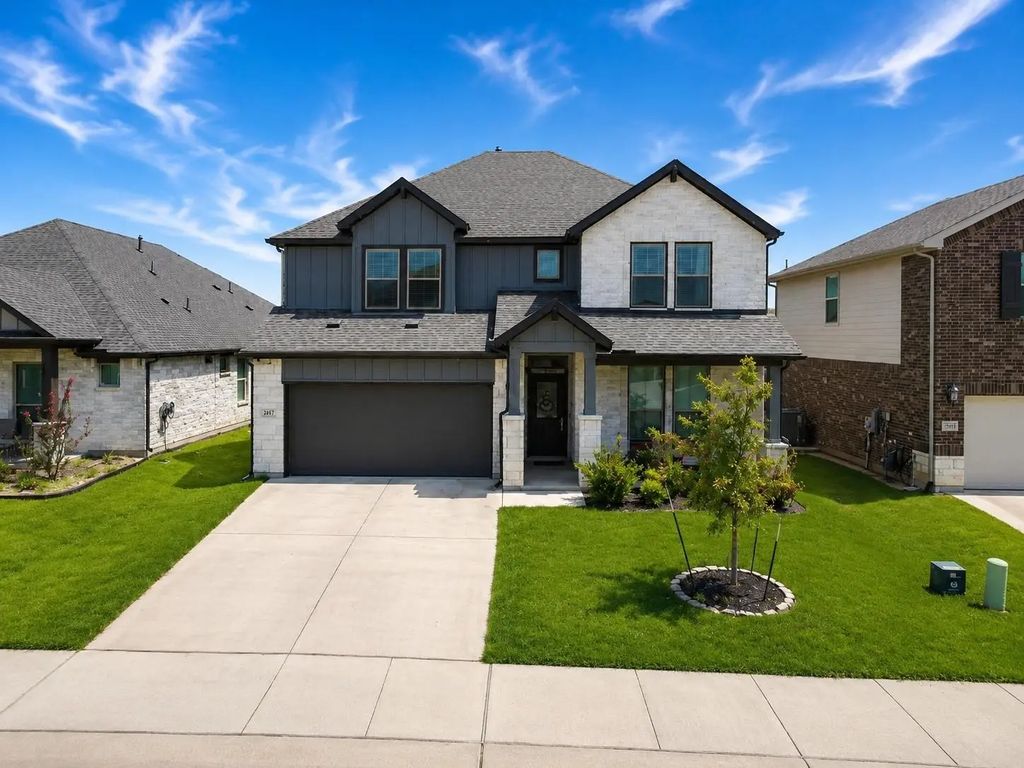 2417 Mankato Drive, Fort Worth