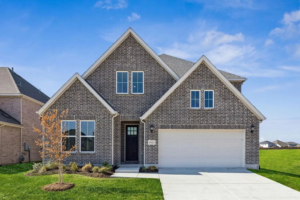 1825 Vetiver Glow Drive, Celina