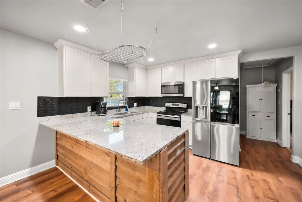 304 T A Carroll Avenue, Corsicana