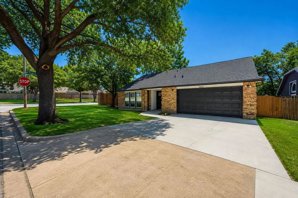 4432 Windwillow Court, Fort Worth