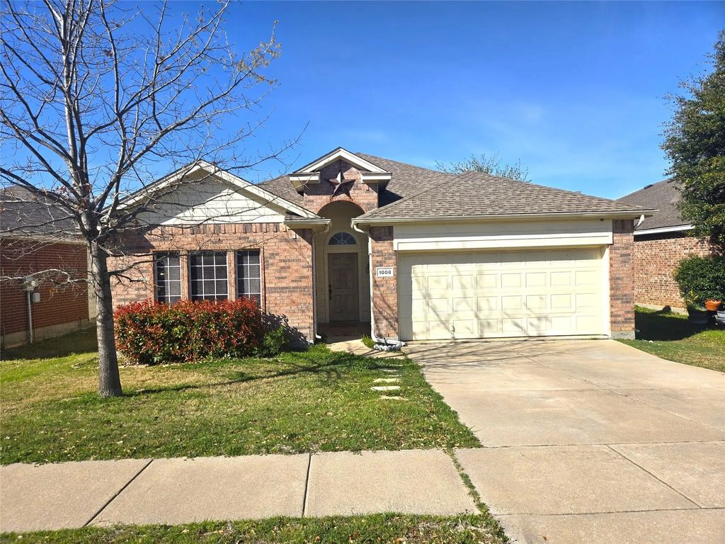1008 Fort Apache Drive, Fort Worth