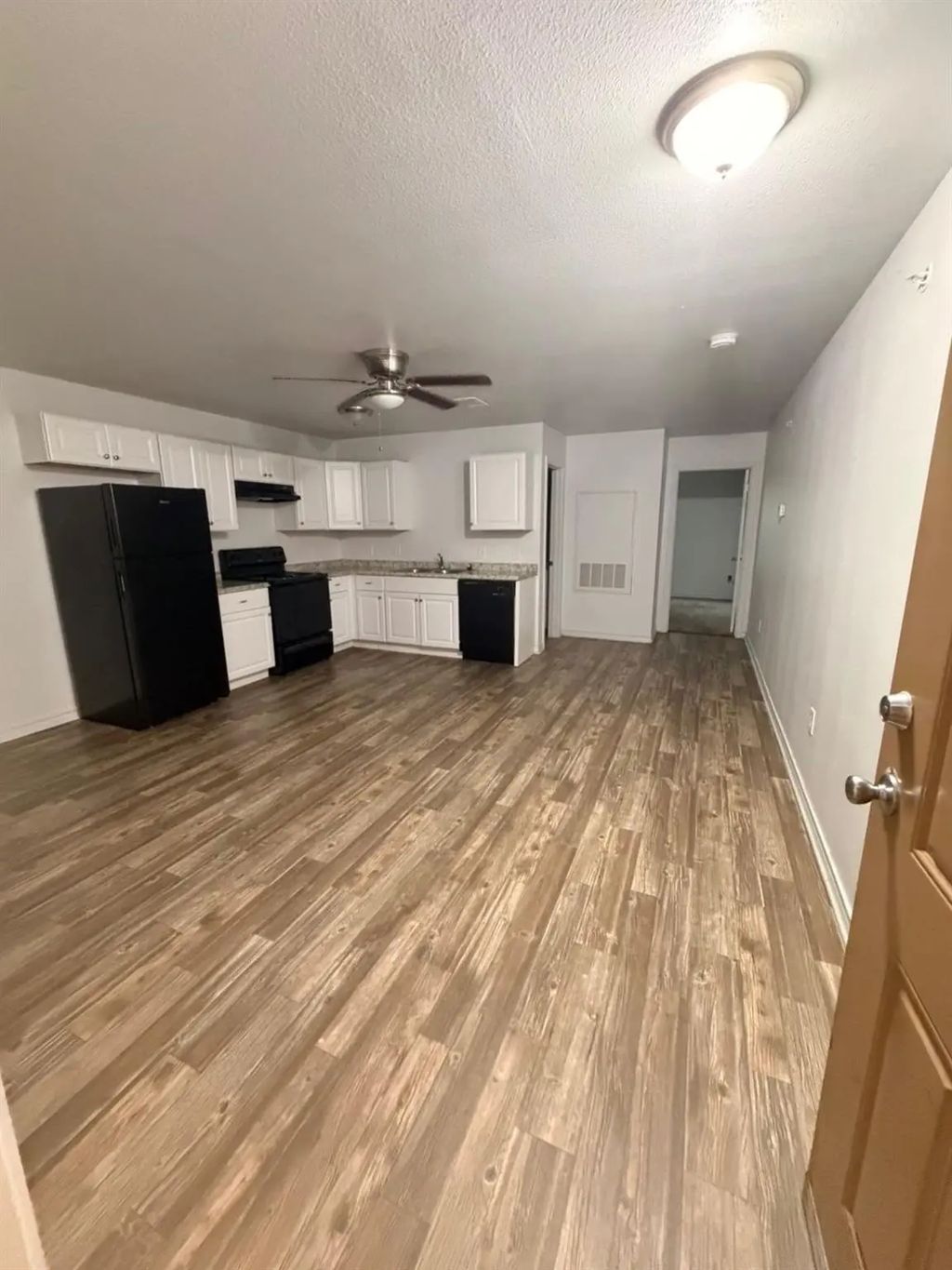 2905 Clarksville Street 208, Paris