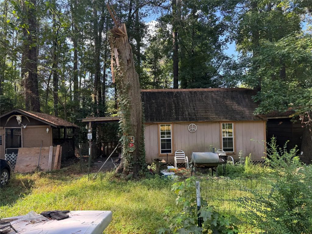 502 Starboard Lane, Logansport