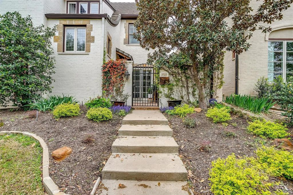 3727 W 4th Street, Fort Worth
