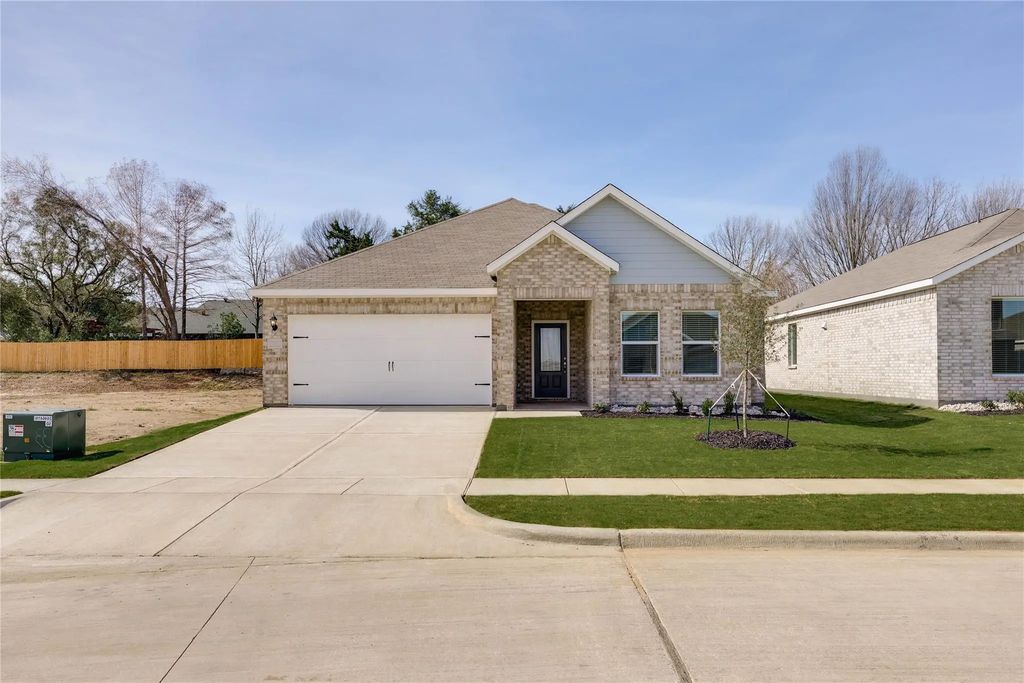 1703 Paul Drive, Seagoville