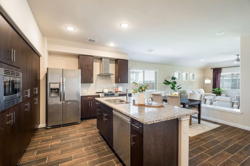 3204 Grande View, Aubrey