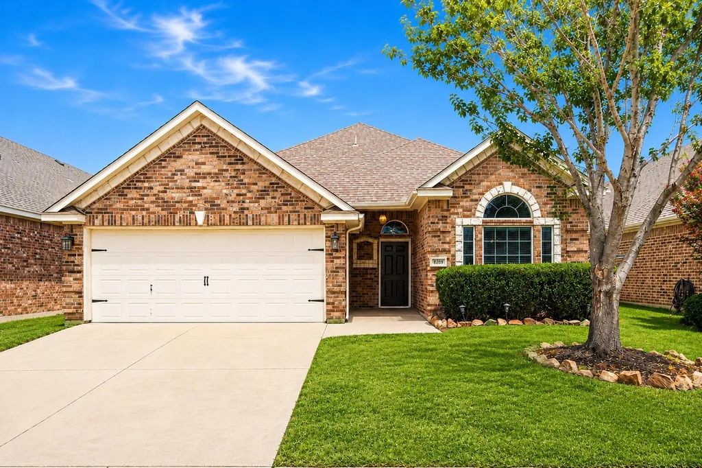 8209 Trinity Vista Trail, Fort Worth