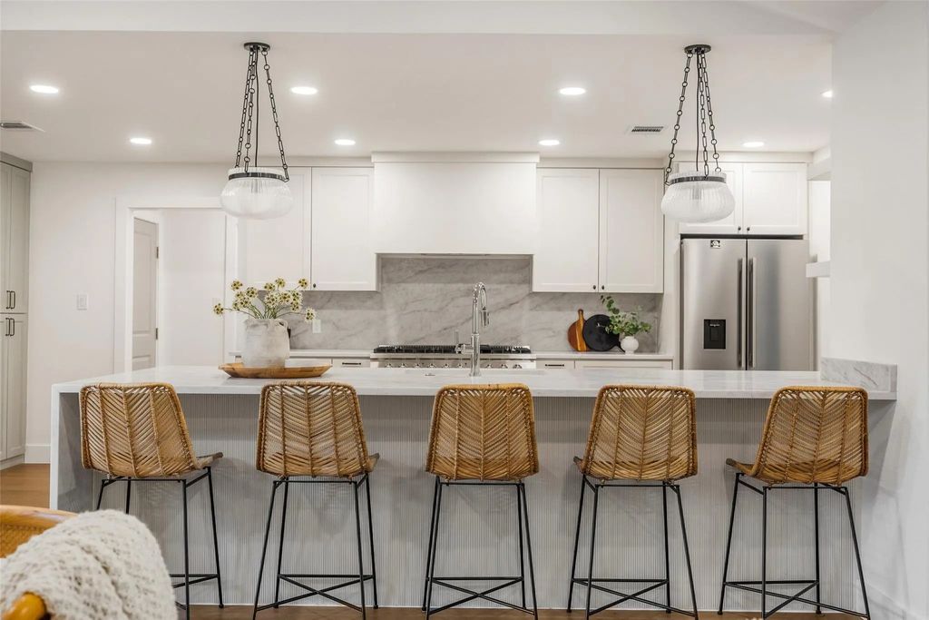 6214 Glennox Lane, Dallas