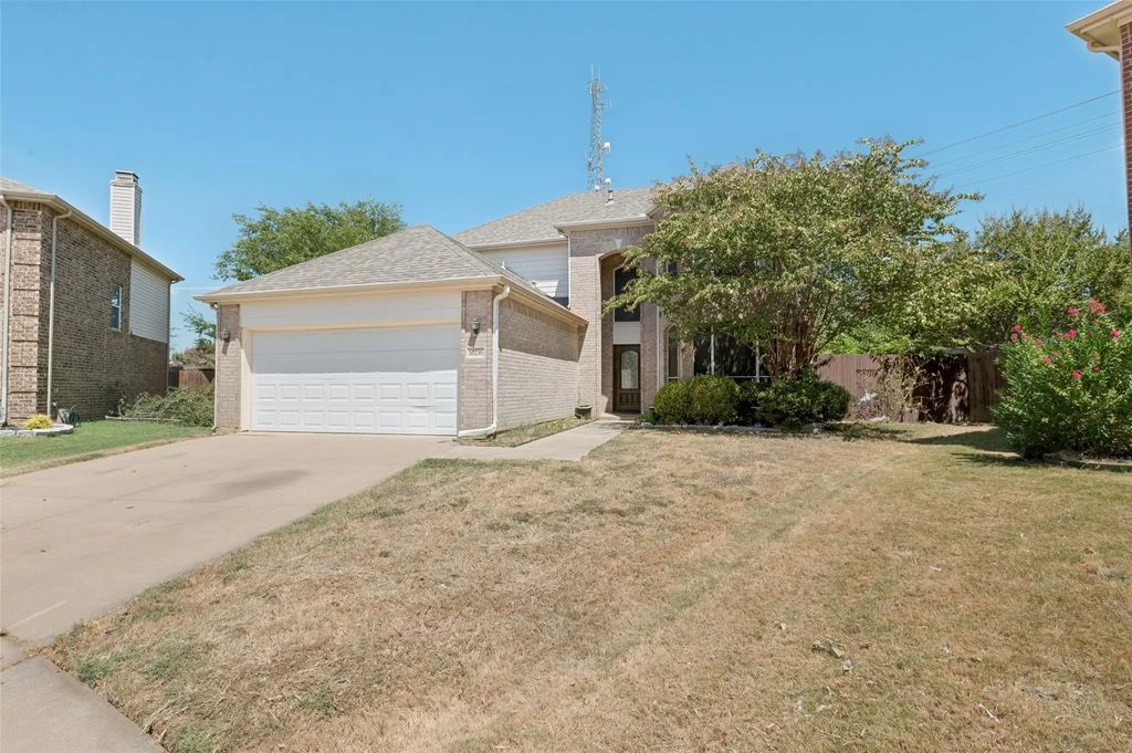 10236 Sourwood Drive, Fort Worth