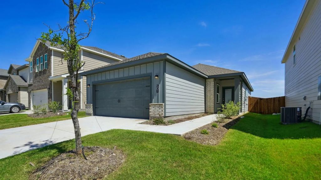 520 Cherry Creek Lane, Anna