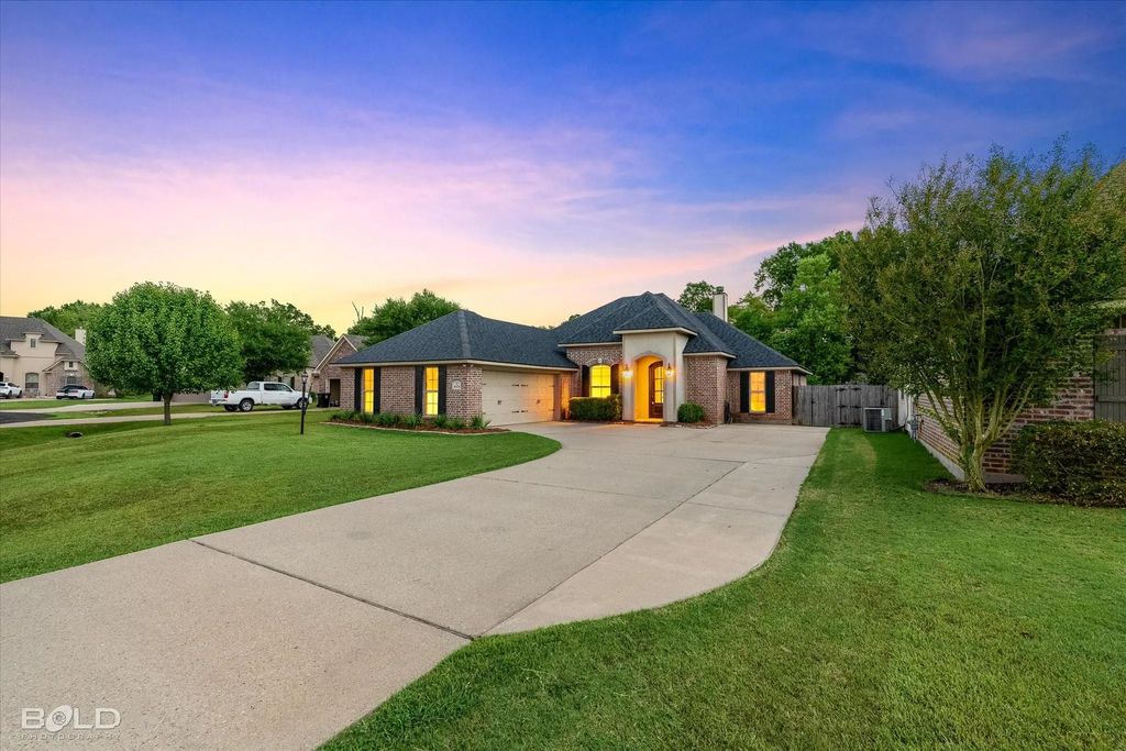 4424 Ellis Court, Benton