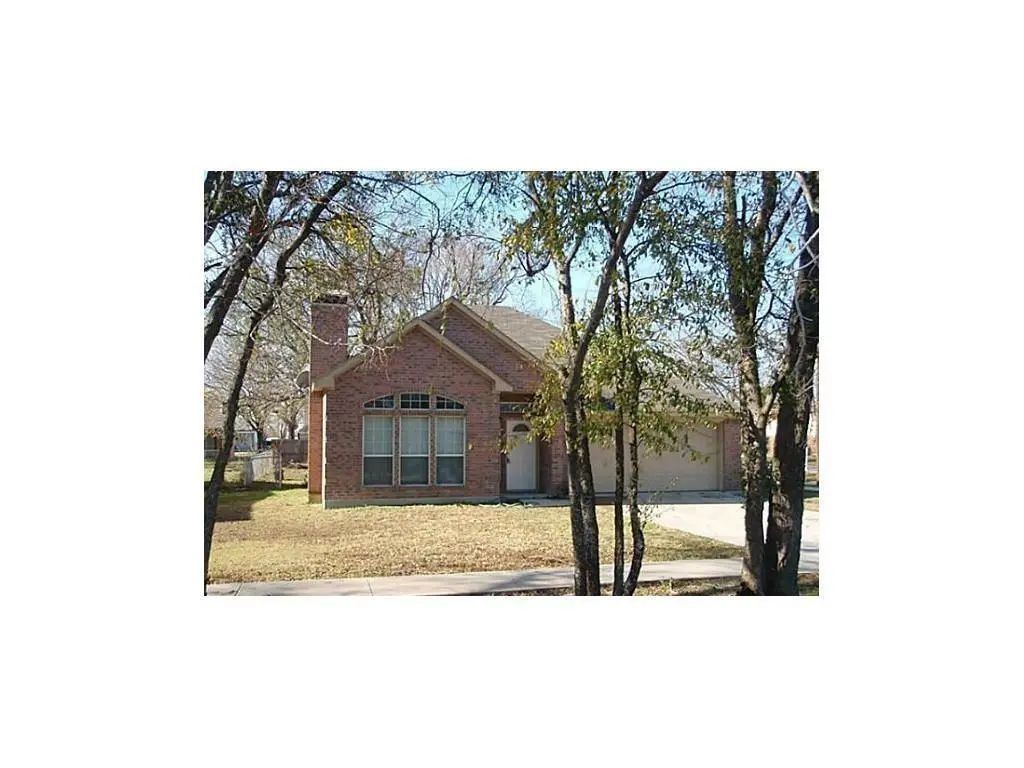 900 E Buffalo Street, Forney