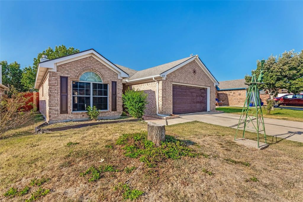 4545 Grainland Court, Fort Worth