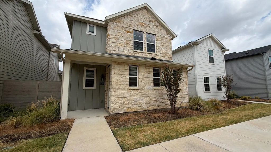 2029 Woodlawn Way 85, Argyle