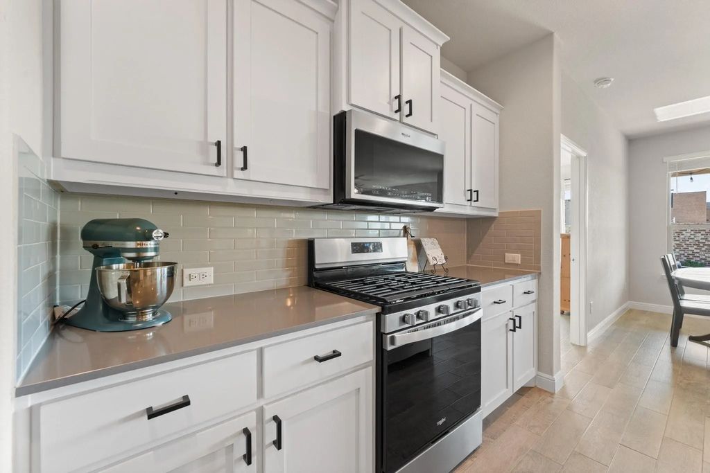 15736 Redgrave Drive, Fort Worth