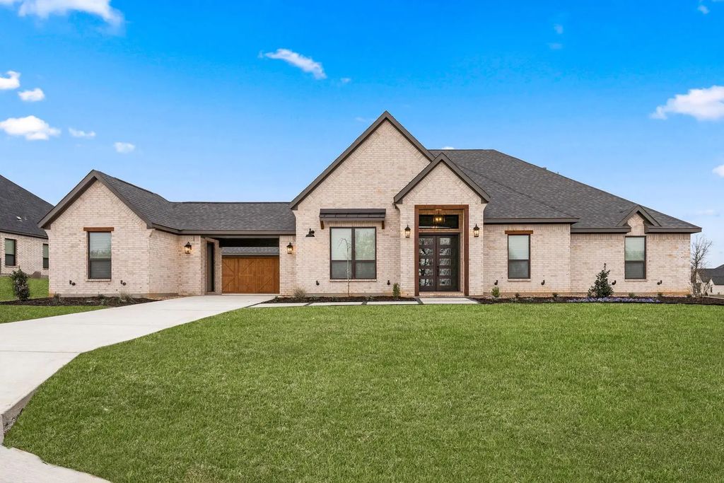 104 Wild Plum Drive, Krugerville
