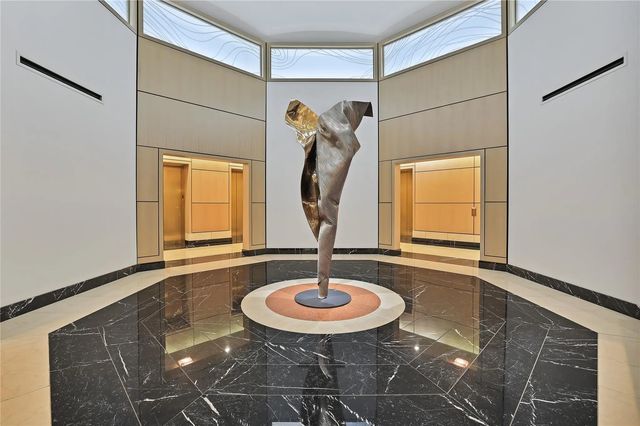 500 Throckmorton Street 1701, Fort Worth