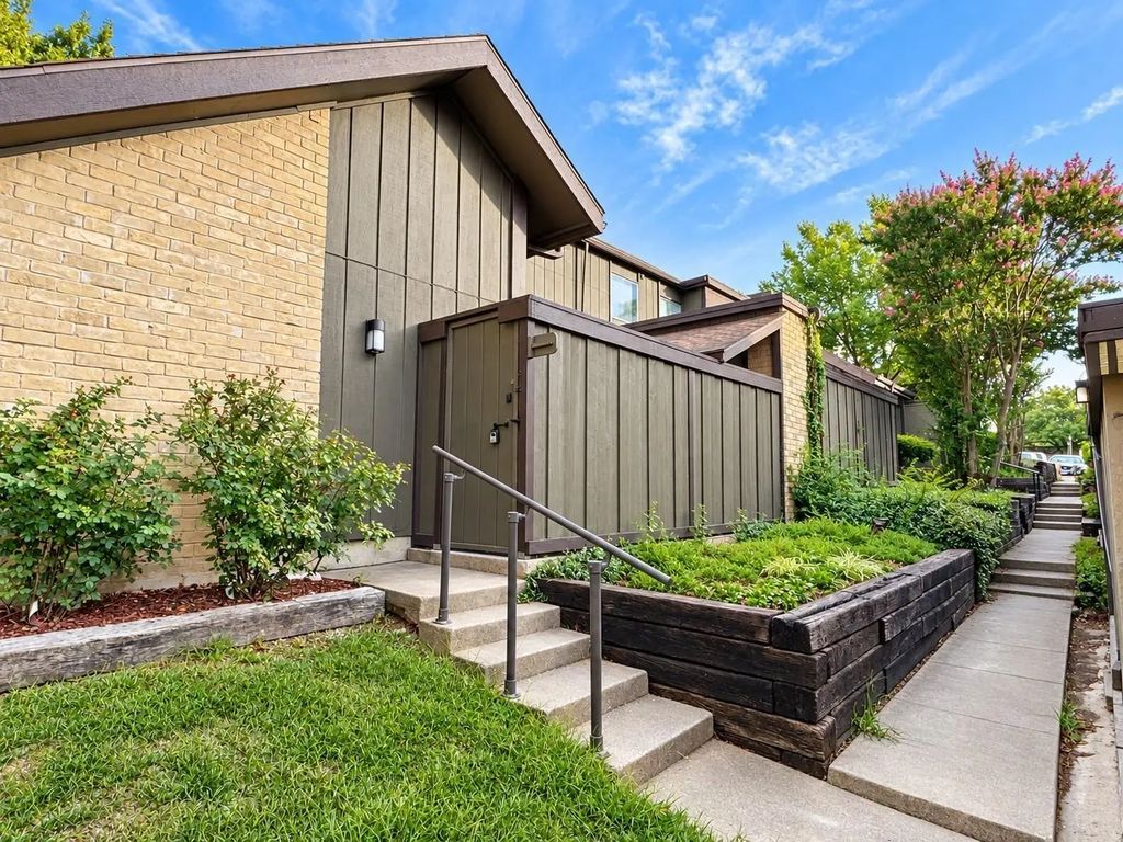4653 Country Creek Drive 1124, Dallas