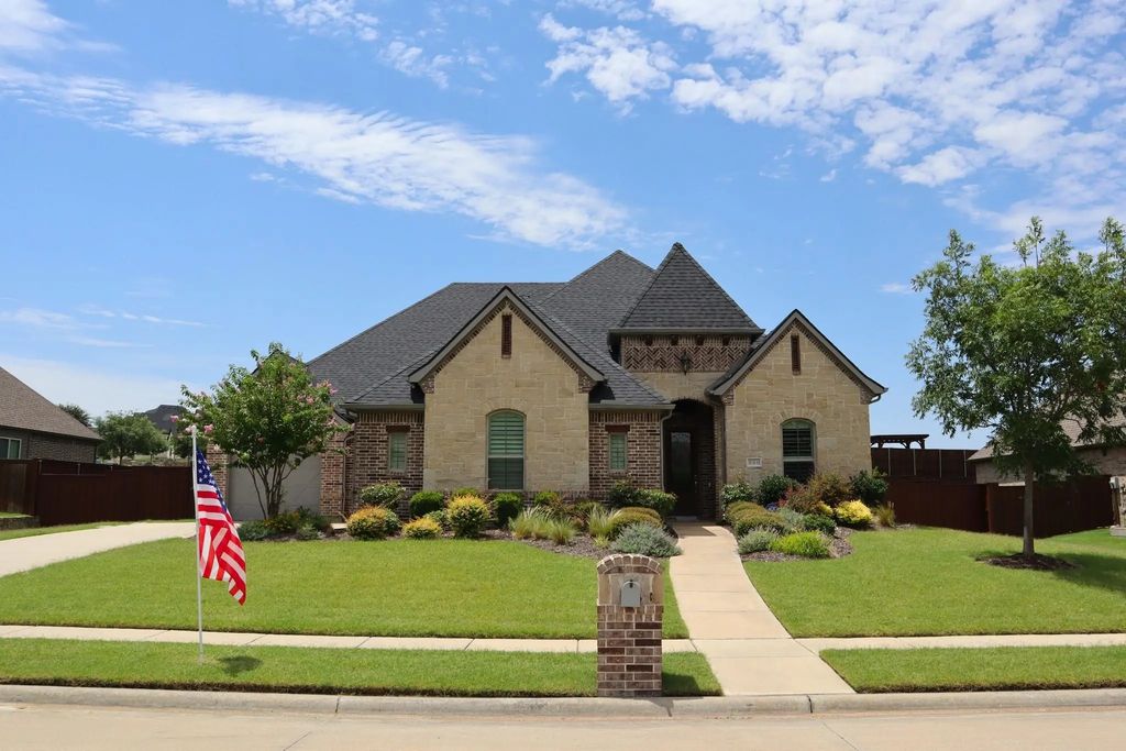 880 Saint Peter Lane, Prosper