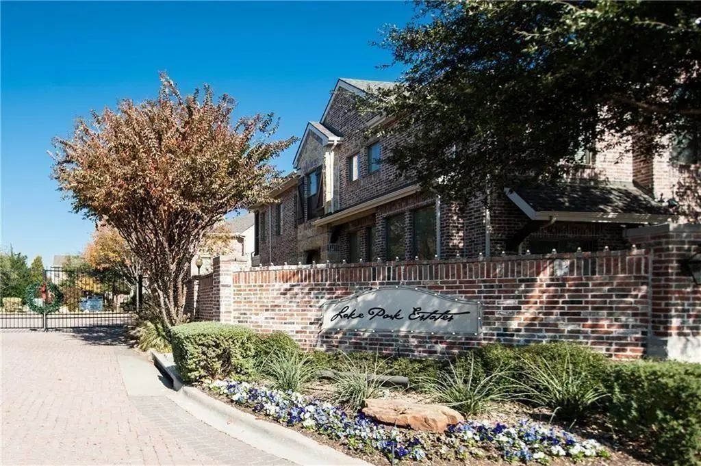 2012 Azure Pointe, Richardson