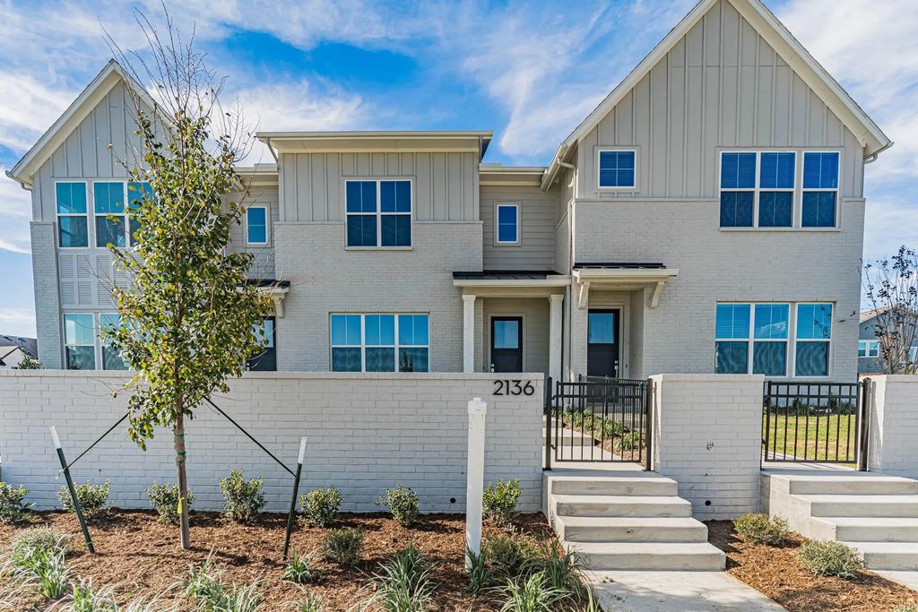 2146 Village Walk Place, Aledo