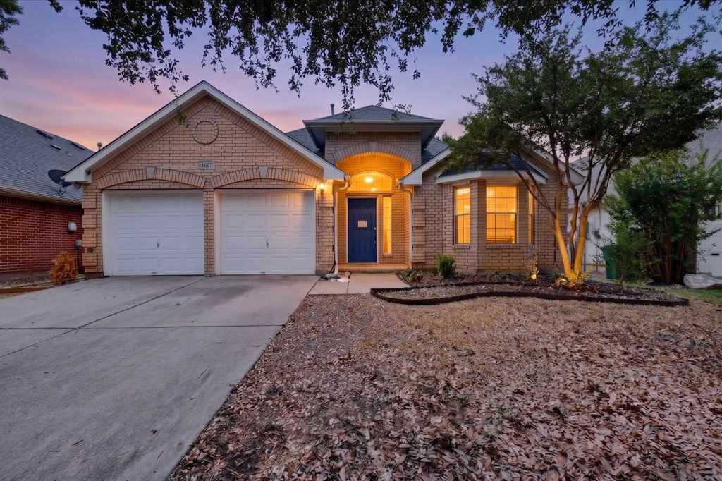 4617 Belladonna Drive, Fort Worth