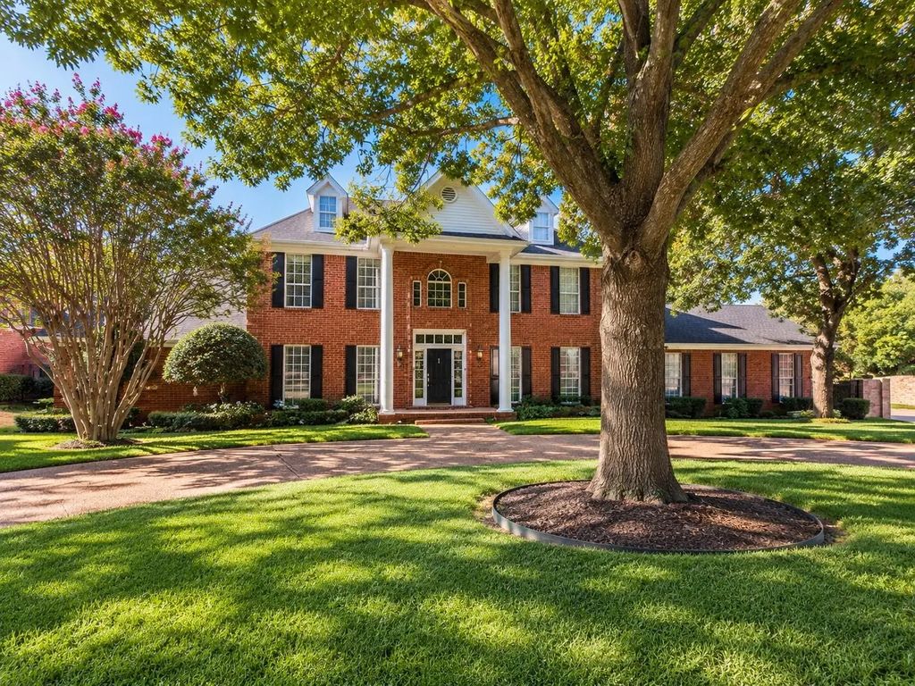 3403 Crossgate Circle S, Colleyville