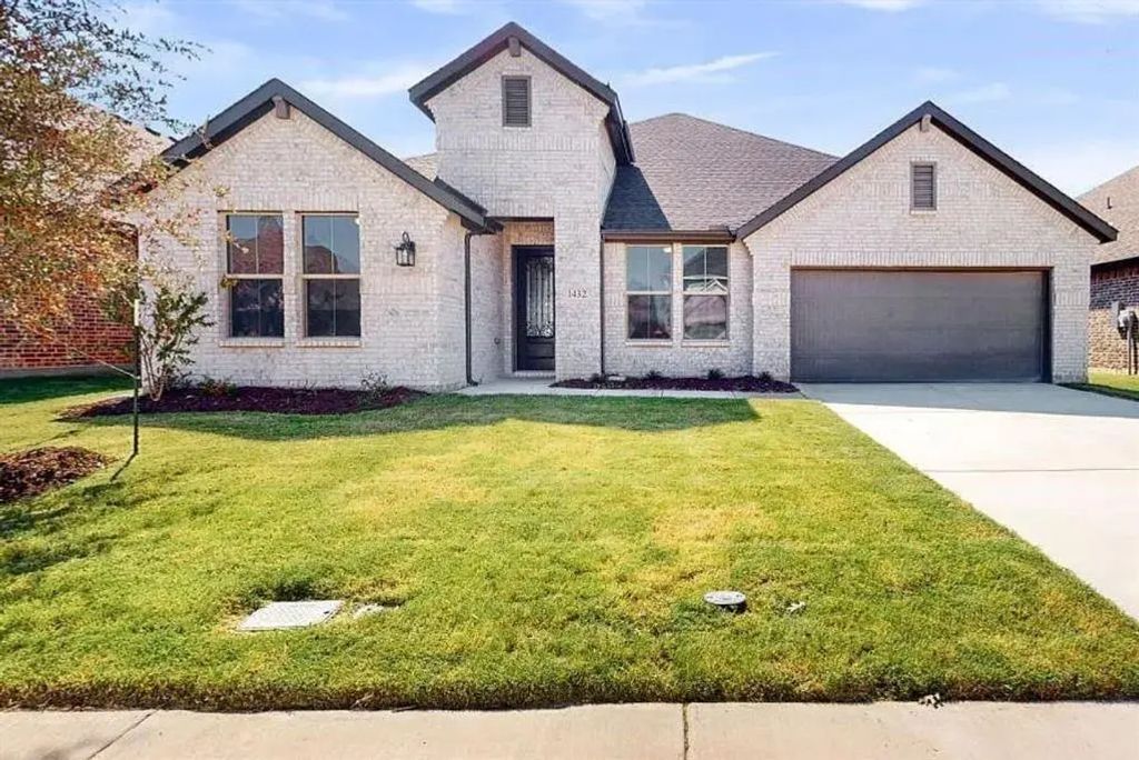 1432 Lawnview Drive, Forney