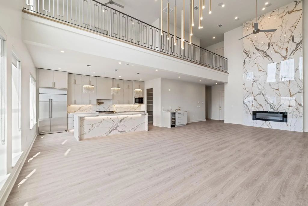1900 S Ervay Street 606, Dallas