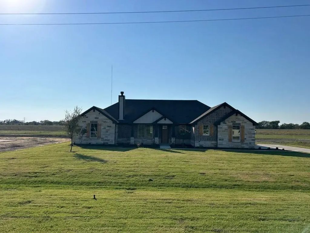 8619 County Road 623, Blue Ridge